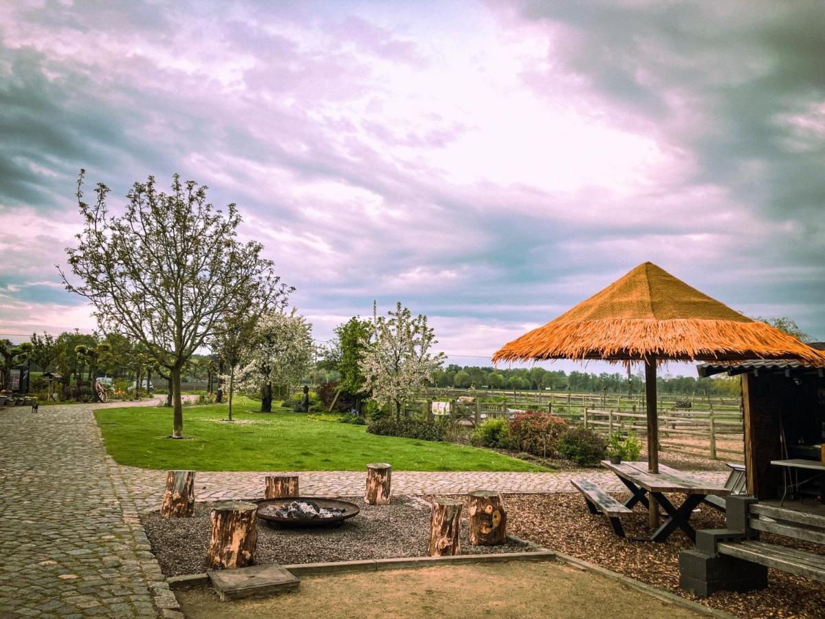 De Worfthoeve Bed & Breakfast Гел Екстериор снимка